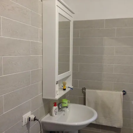 Affittacamere La Stanza Di Paco *